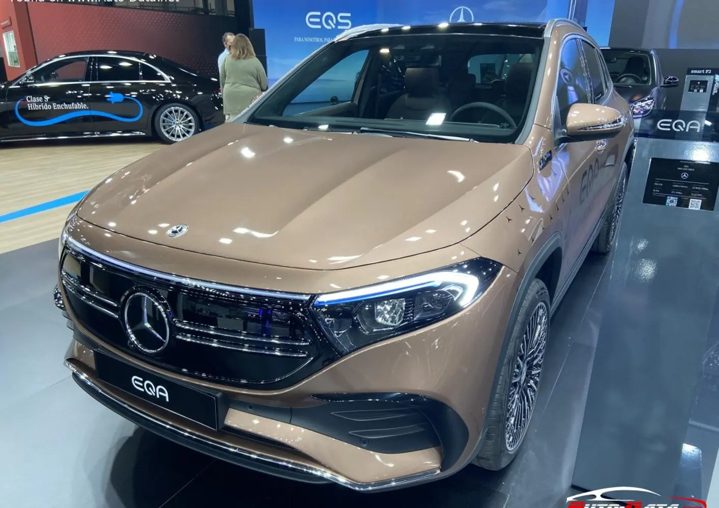Mercedes-Benz EQA (H243)-10