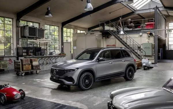 Mercedes-Benz EQB (X243, facelift 2023)-2