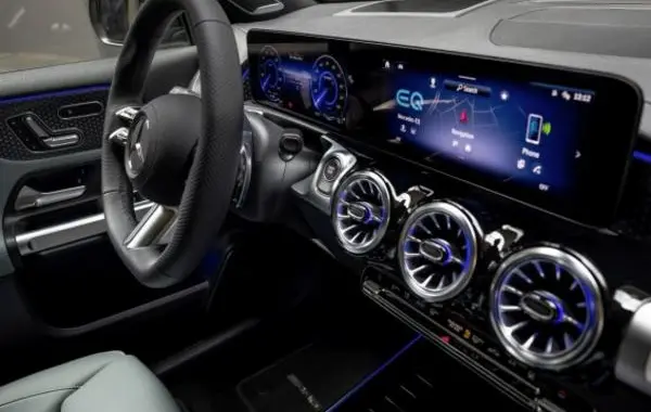Mercedes-Benz EQB (X243, facelift 2023)-7