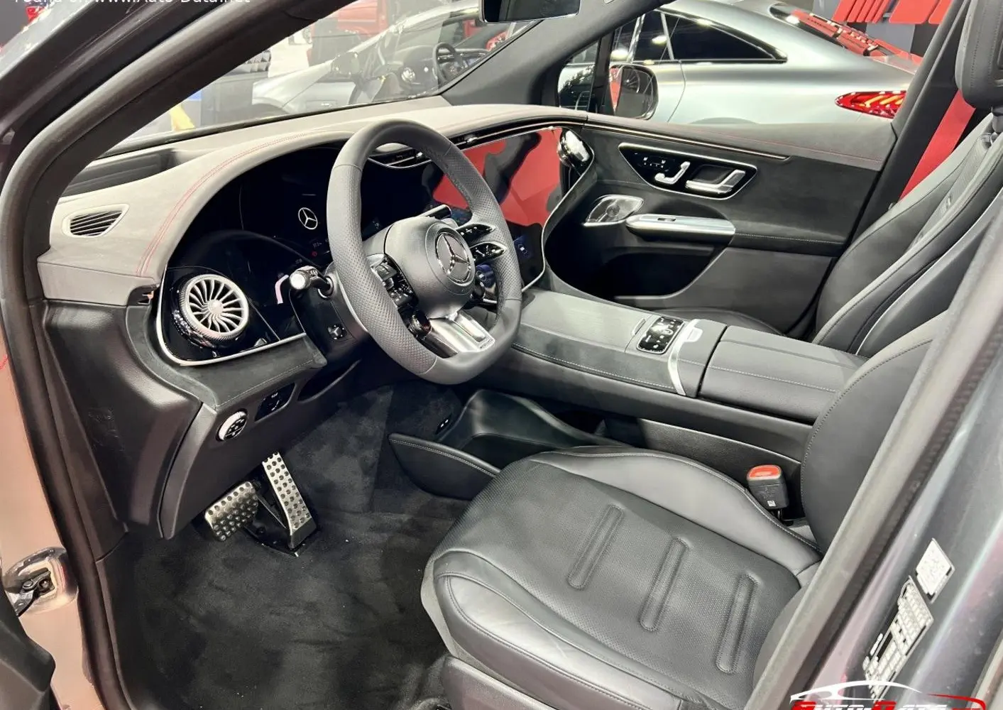 Mercedes-Benz EQE SUV (X294)-4