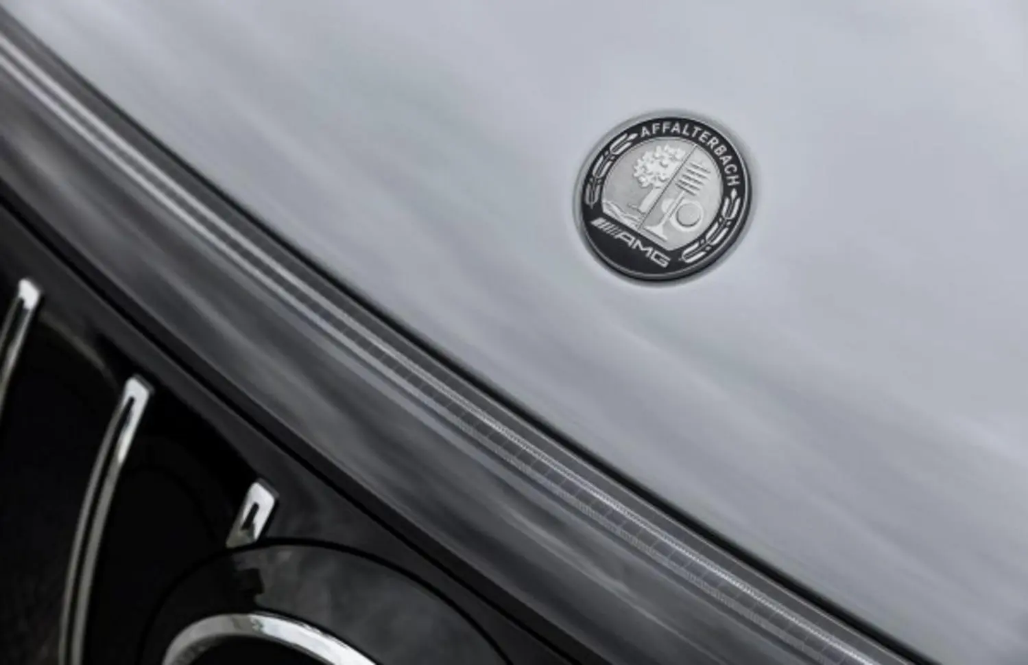 Mercedes-Benz EQE SUV (X294)-0