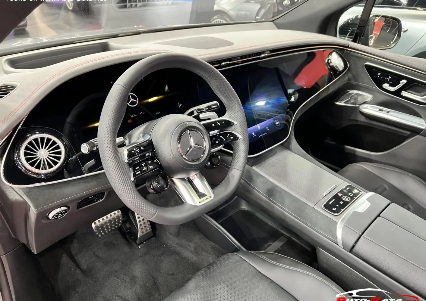 Mercedes-Benz EQE SUV (X294)-6