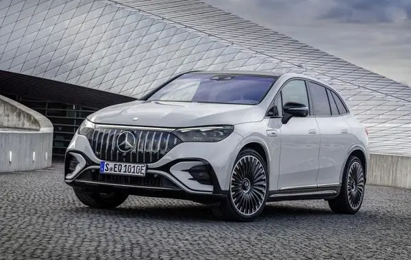 Mercedes-Benz EQE SUV (X294)-1