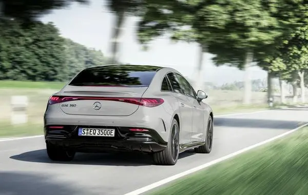 Mercedes-Benz EQE (V295)-0
