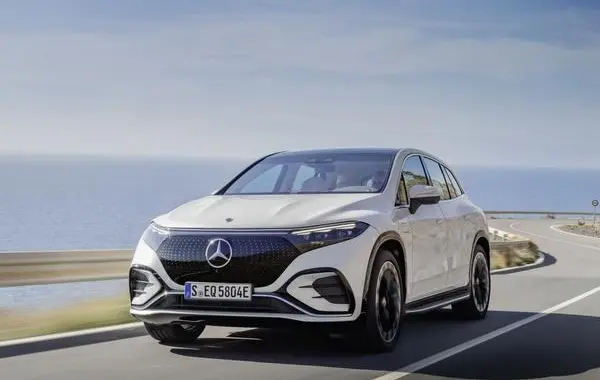 Mercedes-Benz EQS SUV (X296)-5