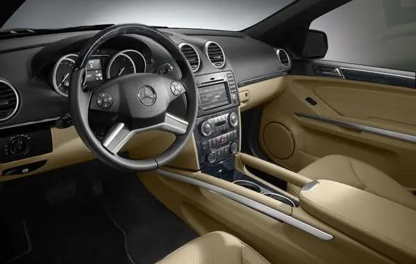 Mercedes-Benz GL (X164 facelift 2009)-5