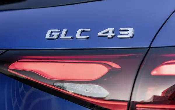 Mercedes-Benz GLC SUV (X254)-8