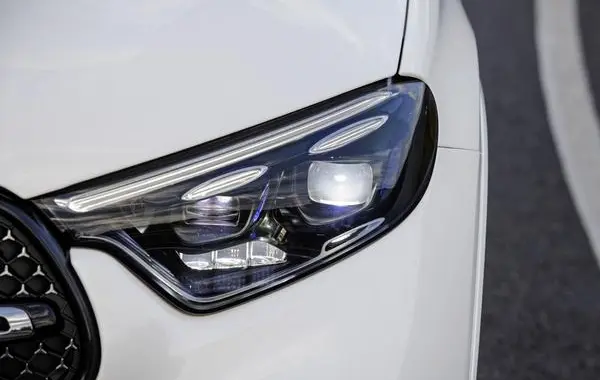 Mercedes-Benz GLC SUV (X254)-2
