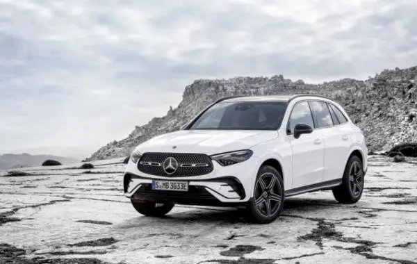 Mercedes-Benz GLC SUV (X254)-4