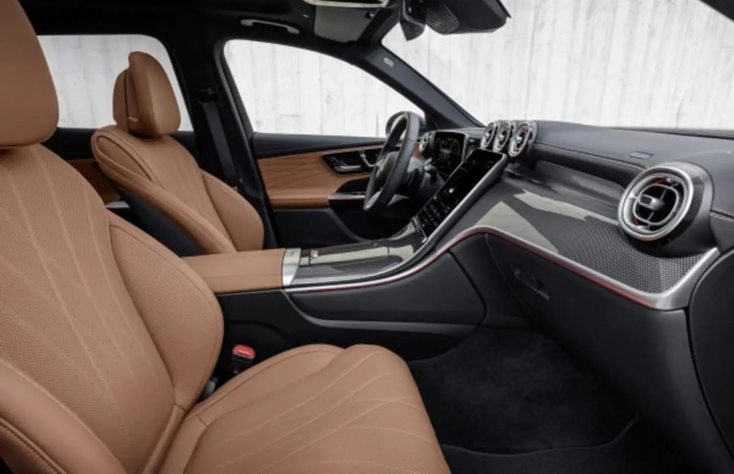 Mercedes-Benz GLC SUV (X254)-6
