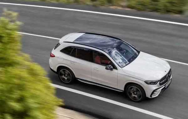 Mercedes-Benz GLC SUV (X254)-3