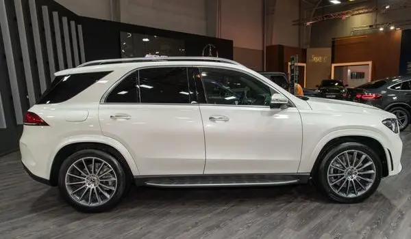 Mercedes-Benz GLE SUV (V167)-1