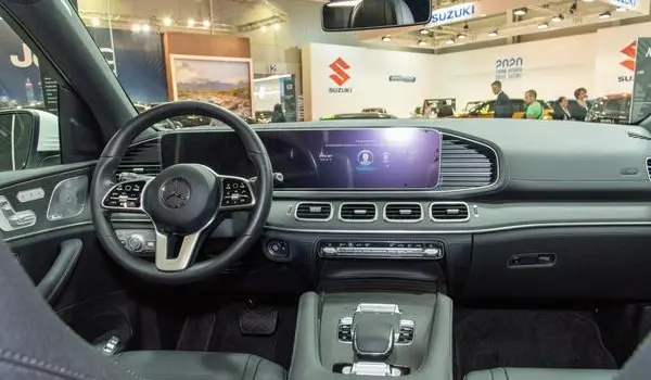 Mercedes-Benz GLE SUV (V167)-3