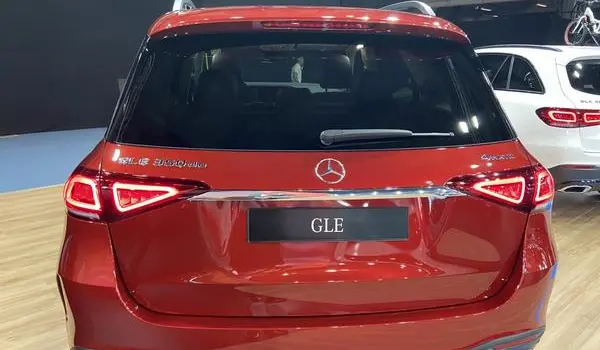 Mercedes-Benz GLE SUV (V167)-1