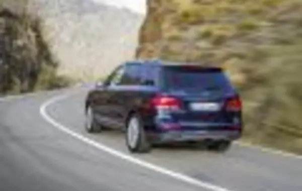 Mercedes-Benz GLE SUV (W166)-0