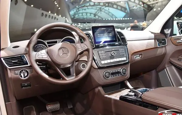 Mercedes-Benz GLS (X166)-2