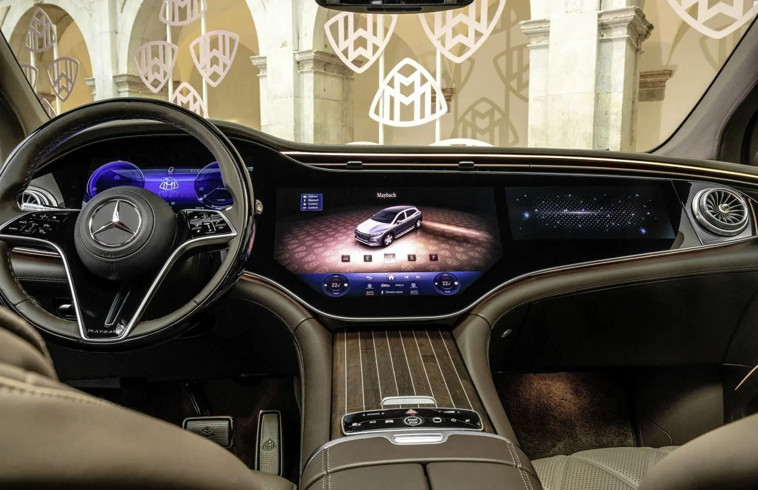 Mercedes-Benz Maybach EQS SUV (Z296)-3