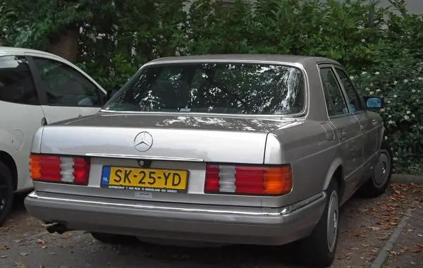Mercedes-Benz S-Класс SE (W126)-11