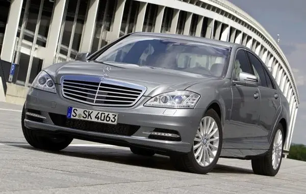 Mercedes-Benz S-Класс (W221, facelift 2009)-1