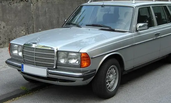 Mercedes-Benz S123-2