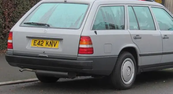 Mercedes-Benz S124-0