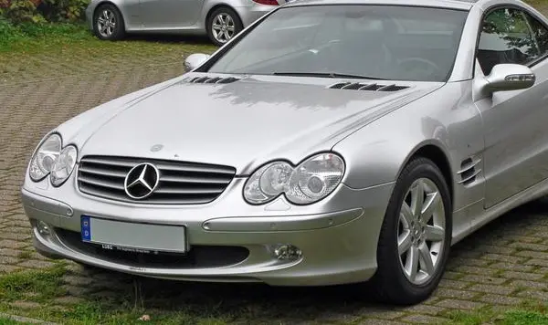 Mercedes-Benz SL (R230)-0