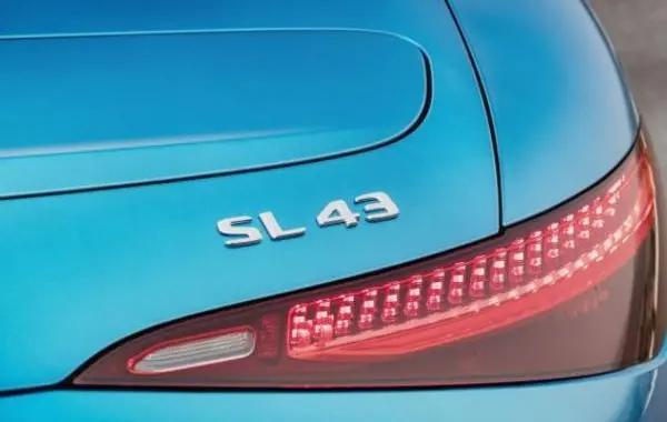 Mercedes-Benz SL (R232)-4
