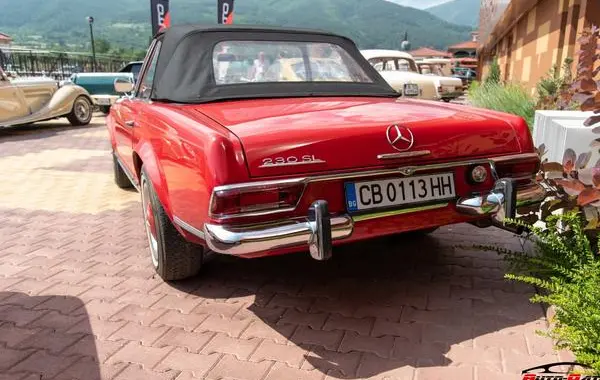 Mercedes-Benz SL (W113)-5