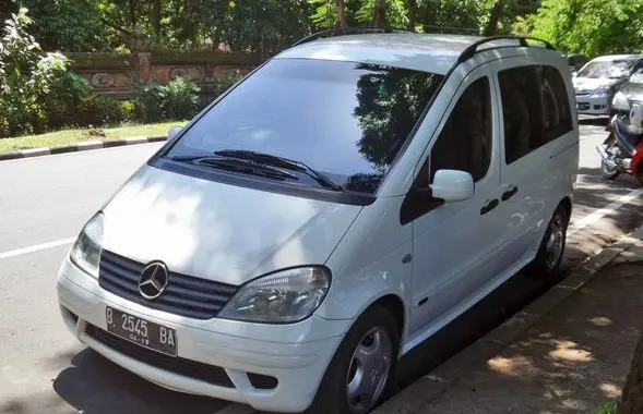 Mercedes-Benz Vaneo (W414)-3