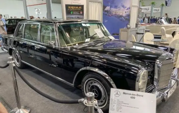 Mercedes-Benz W100