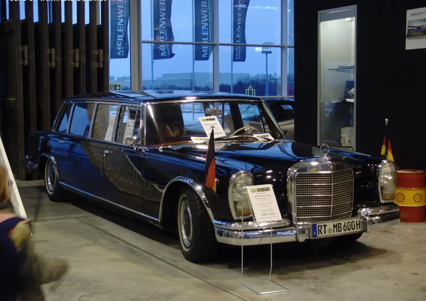 Mercedes-Benz W100 Pullman-7