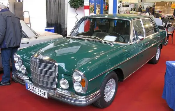Mercedes-Benz W109 SEL-4