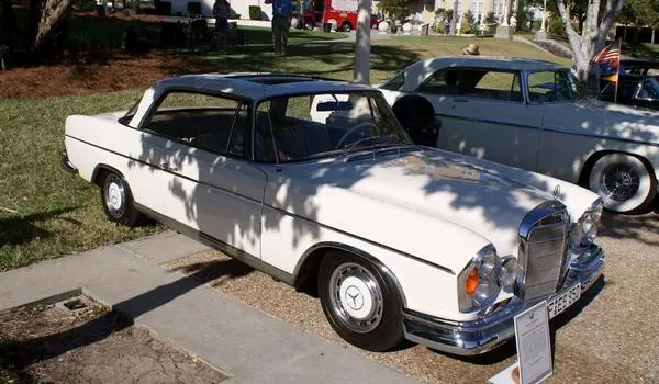 Mercedes-Benz W112 Coupe-0