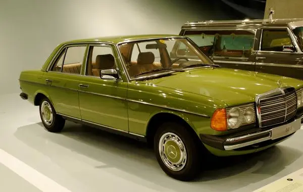 Mercedes-Benz W123-7