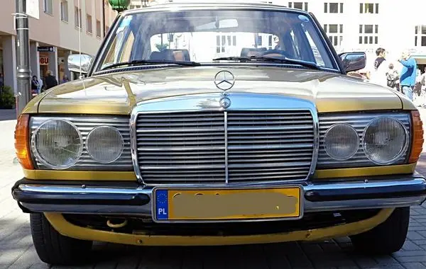 Mercedes-Benz W123-2