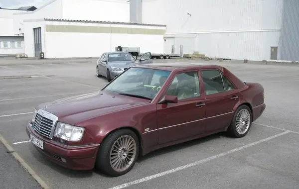 Mercedes-Benz W124 (facelift 1989)-1