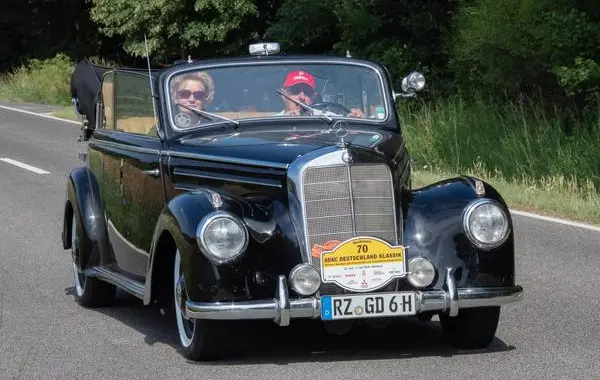 Mercedes-Benz W187 Cabriolet B-0