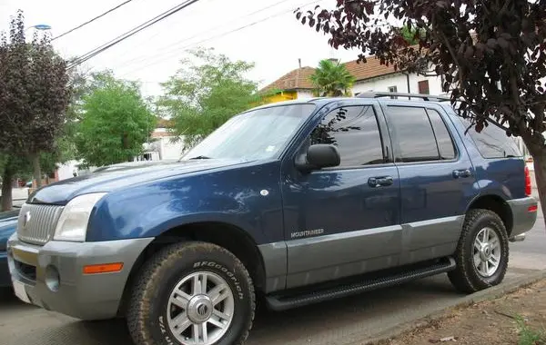 Mercury Mountaineer II-2