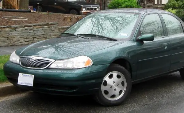 Mercury Mystique (facelift 1997)-0