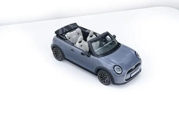 Mini Convertible (F67)-7