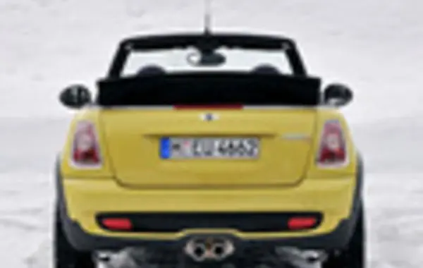 Mini Convertible (R57)-1