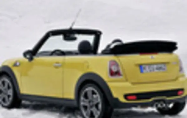 Mini Convertible (R57)-0