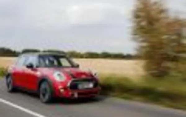 Mini Hatch (F55) 5-door-7