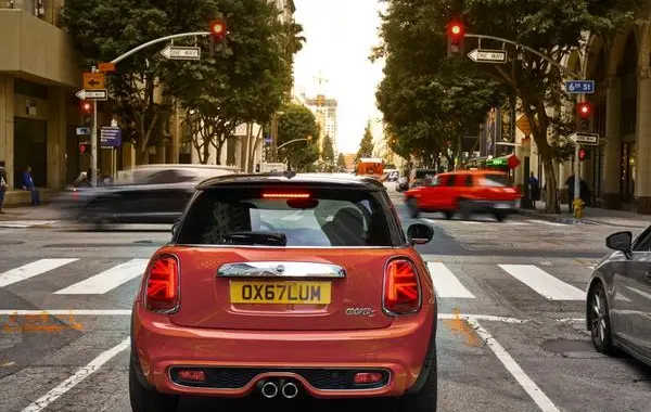 Mini Hatch (F56, facelift 2018) 3-door-7