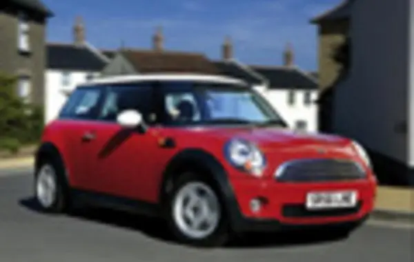 Mini Hatch (R56)-7