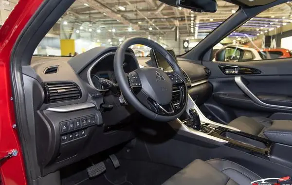 Mitsubishi Eclipse Cross I (facelift 2021)-2