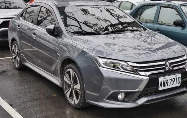 Mitsubishi Grand Lancer X