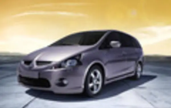 Mitsubishi Grandis-2