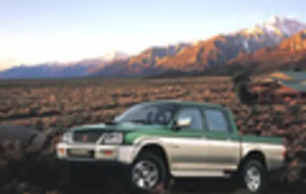 Mitsubishi L200 III Double Cab-8