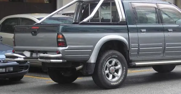 Mitsubishi L200 III Double Cab-2